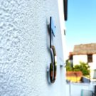 Schwarz Hochglanz Hausnummer 5 Seitlich