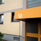 Weiß Hochglanz Hausnummer 12